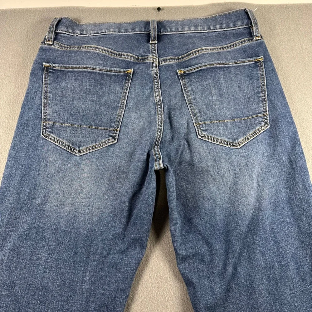 Banana Republic Travel Jean Mens 32x34 Straight Fit Medium Wash Blue Denim